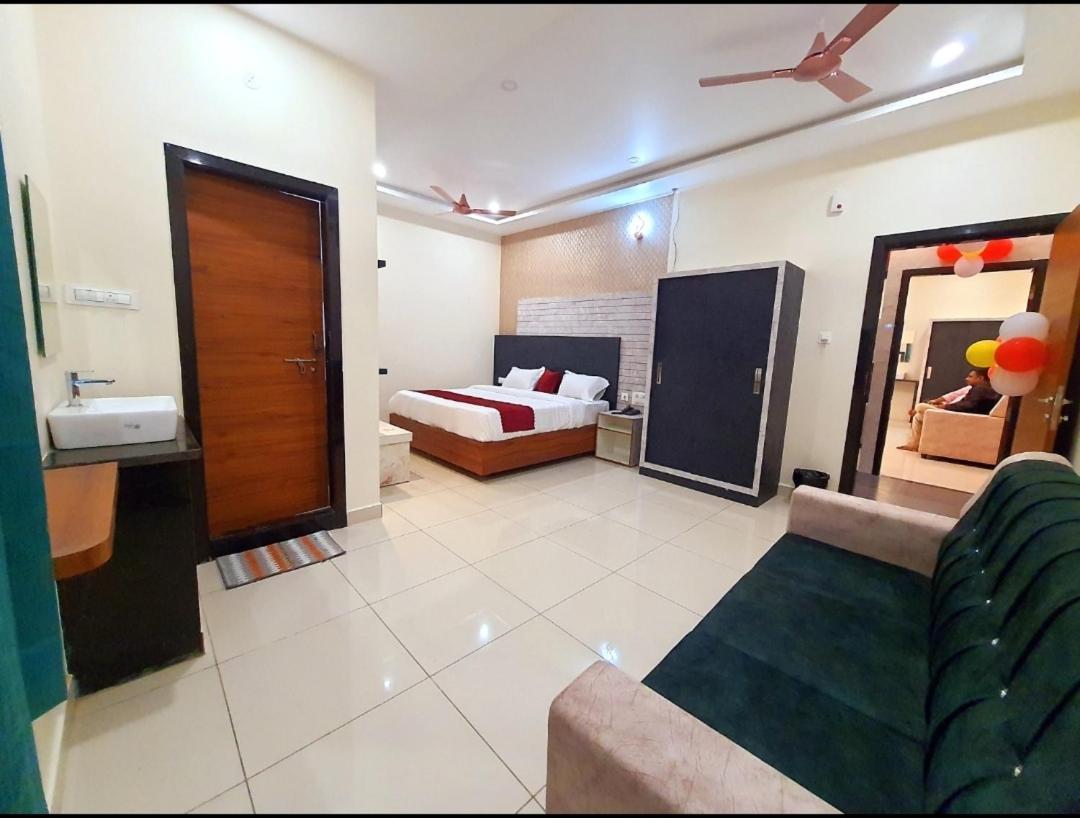 Hotel Vsr Grand Vijayawāda Exterior foto